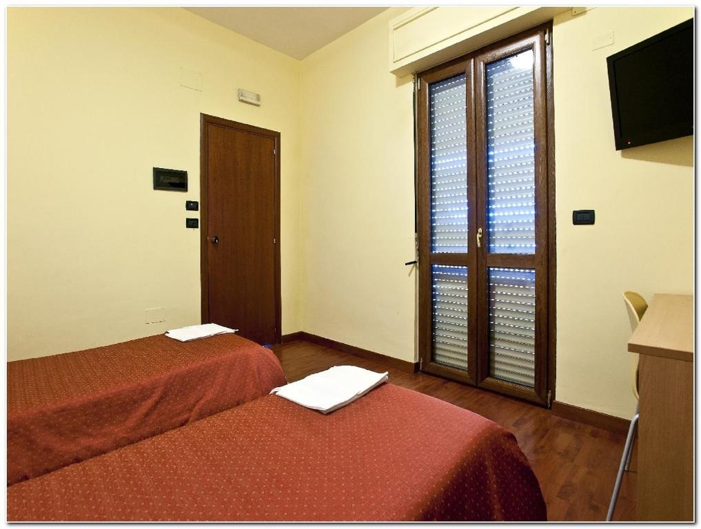 Hotel Veronese Cerignola Extérieur photo