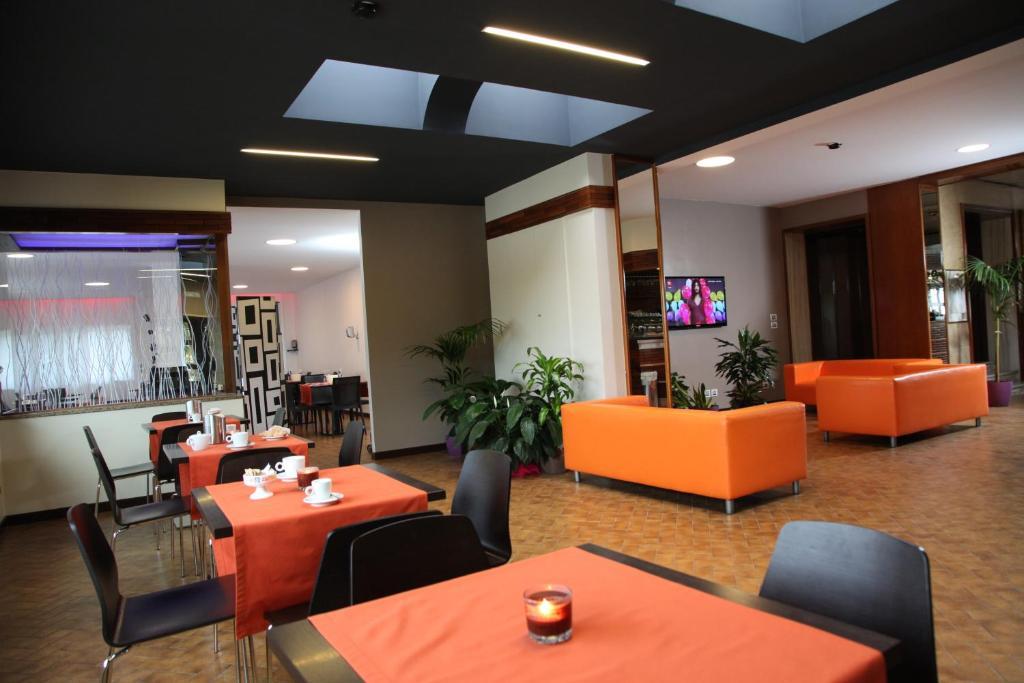 Hotel Veronese Cerignola Extérieur photo